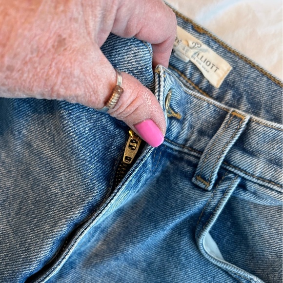 Current Elliott The Soulmate High Rise Slim Straight Jeans - Picture 11 of 11